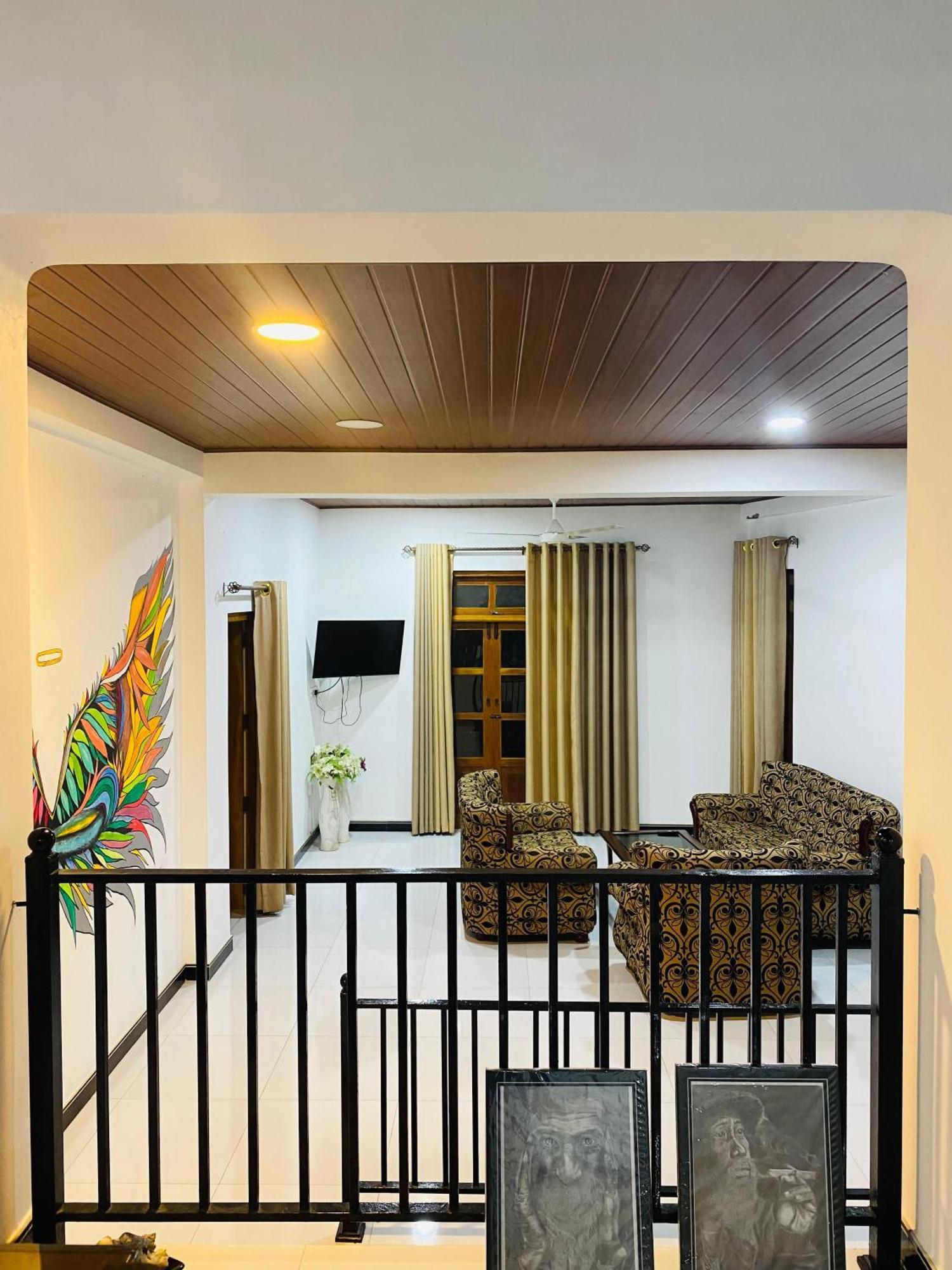 Enara Luxury Stay Katugastota Exterior photo